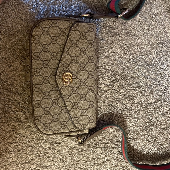 Gucci crossbody bag - Picture 1 of 7